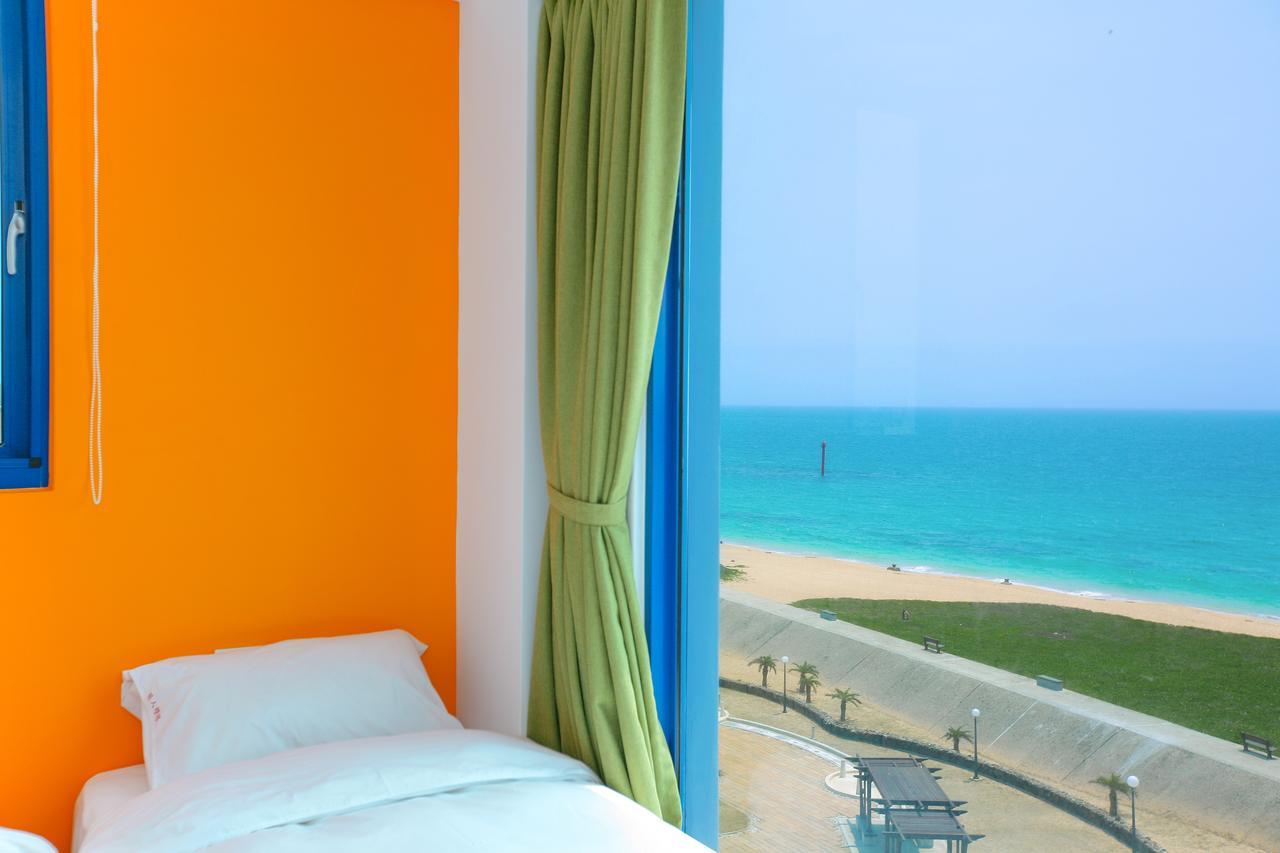 Travel Light House Bed and Breakfast Magong Exteriör bild