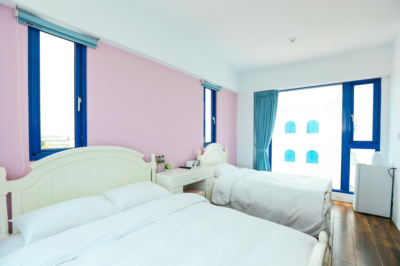 Travel Light House Bed and Breakfast Magong Exteriör bild